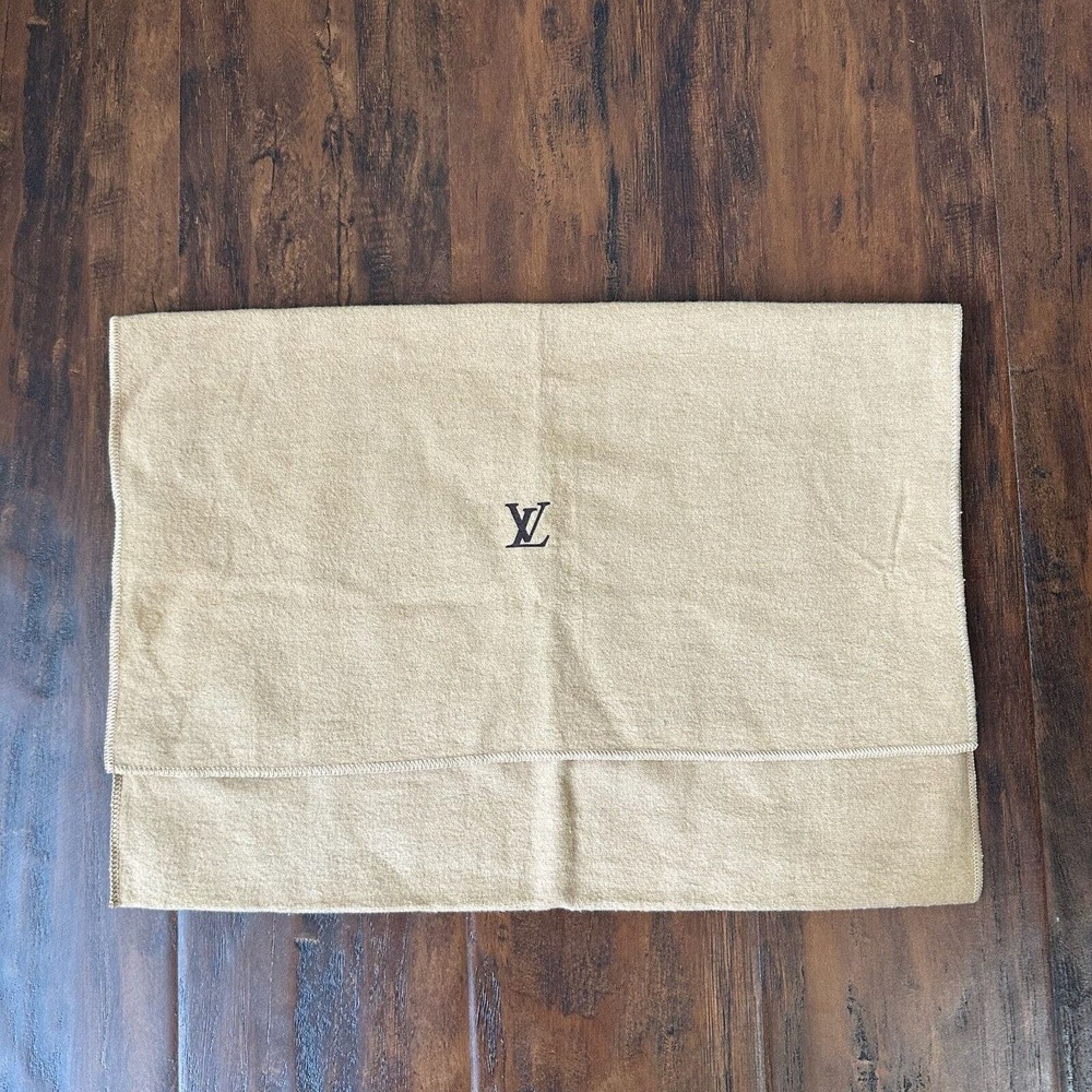 NWOT LOUIS VUITTON Dust Bag in Tan L 14.5" x H 10.5" ITALY MADE